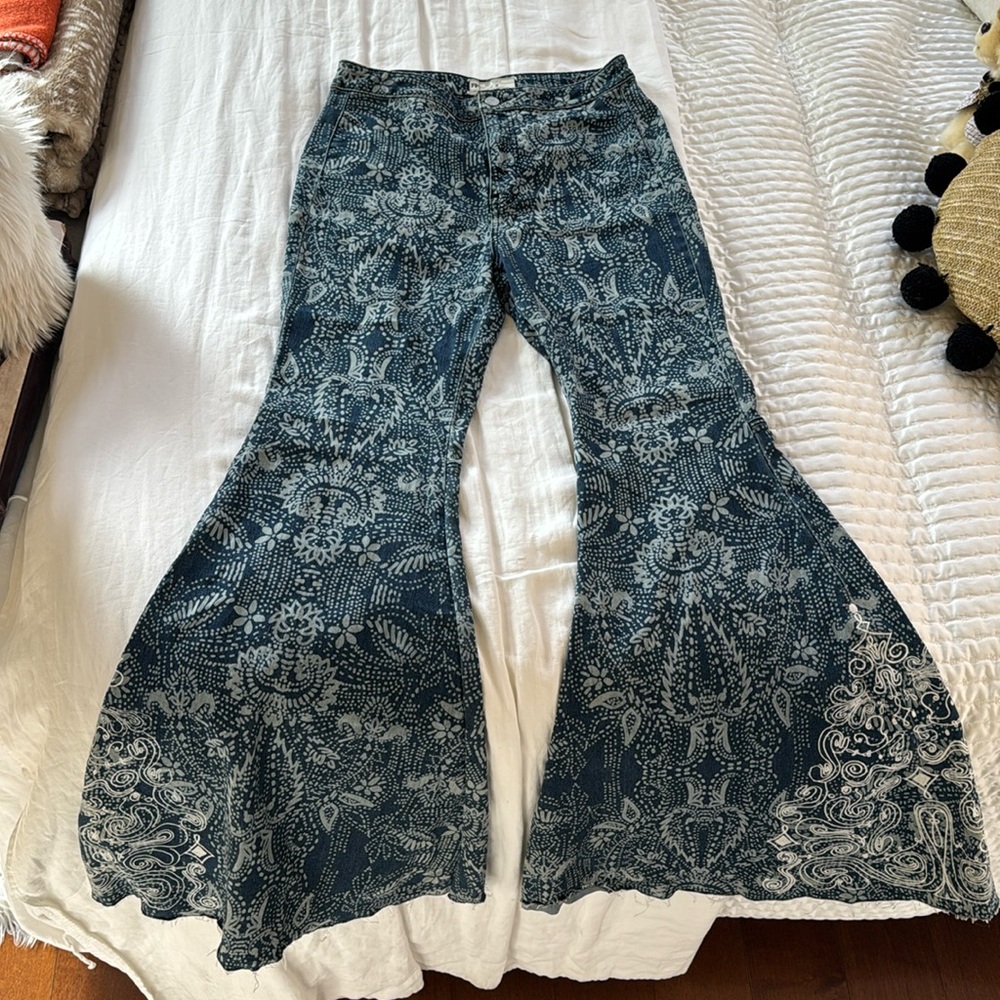 Free people flare jeans in size 30